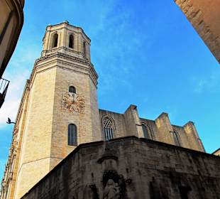 Kathedrale Santa Maria (11–17 Jh.) 