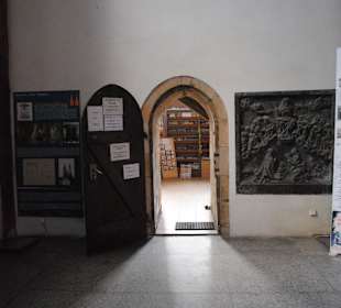 Wejście do Kasy oraz Wieży.