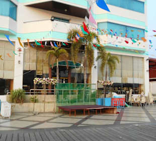 Ayutthaya River View Hotel