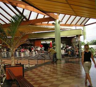 Shoppingcenter Varadero  1. Etage