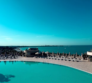 Pool Melas Resort Hotel