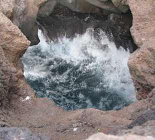 Brandung in einem "Kessel"