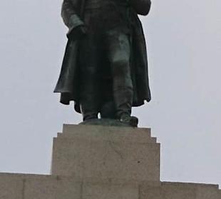 Napoleon Statue.