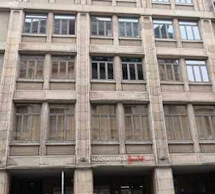 Hauptgebäude der Hochschule für Musik Hanns Eisler