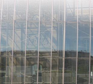 Blick durch den glasumbauten Hauptbahnhof Strasbg.