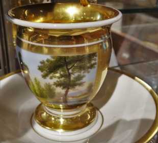 Schokoladenpräsentation in Porzellan