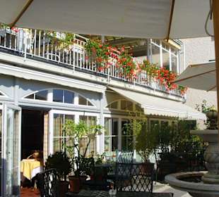 Terrasse am See - Gasthof Hirschen Obermeilen