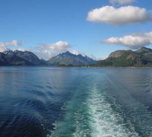 Blick zurück auf die Berge des Raftsund