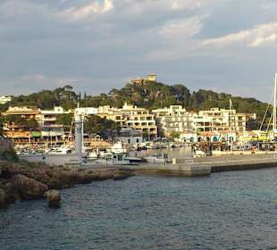 Hafen von Cala Ratjada