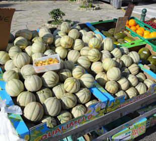 Impressionen vom Wochenmarkt Saint-Cyprien-Plage