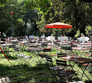 Gastronomie vor dem Kulturzelt