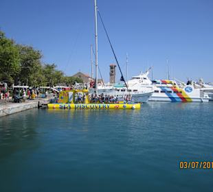 Kleinerer Mitbewerber.