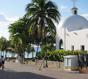Центр набережной Плайа-дель-Кармен