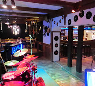 Pub Restaurant Piano