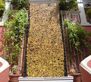 Bernsteinwasserfall im Amber House