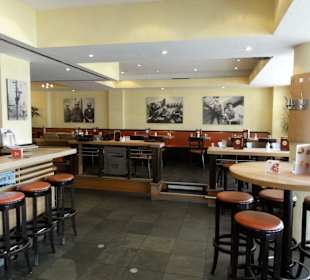 Blick in den Gastraum 