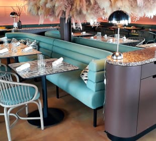 Jil Rooftop Drink&Dine