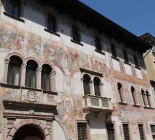 In Trient beim Palazzo Quetta Alberti Colico