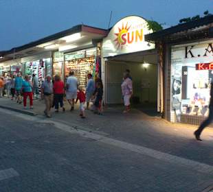 Direkte Einkaufsmöglichkeiten am Eingang