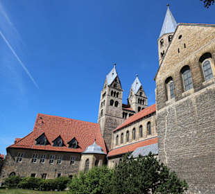 Aussenansicht vom Domplatz