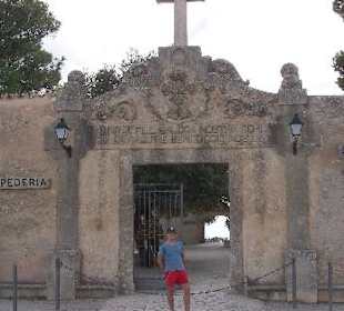 Santuari de la Mare de Deu de Cura - Eingang