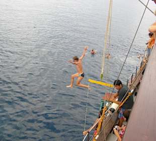 Piratenfahrt Toroneos - "Holidays and more"