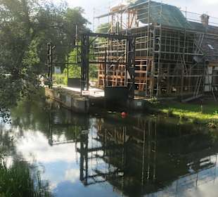 Mühle im Wiederaufbau