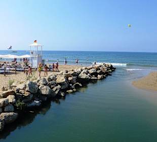Flussmündung der Schildkrötenbucht - 300 Meter