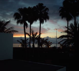 Ausicht vom Balkon zum Strand