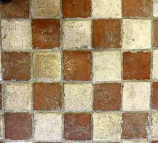 Original-Fußboden im Kapitelsaal