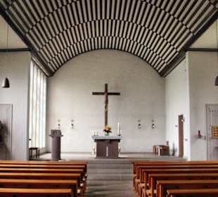 Blick in die Kirche