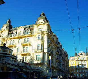 Kaffeehaus mit Hotel
