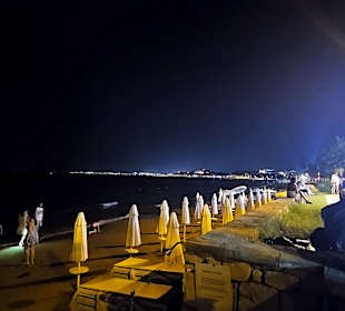 Strand Side