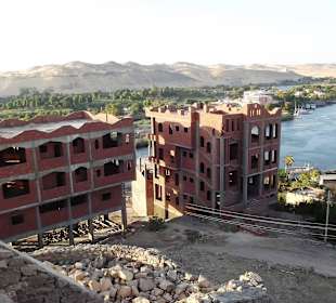 Blick von der Cafe - Terrasse auf das Nilkatarakt-