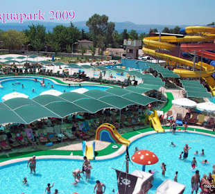 Rechte Parkhälfte (von Oben)