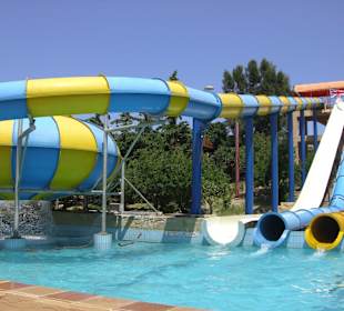 Links ist sehr gefährlich und schmerzhaft