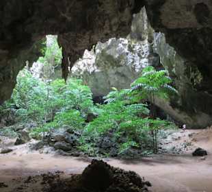 Phraya Nakhon Cave