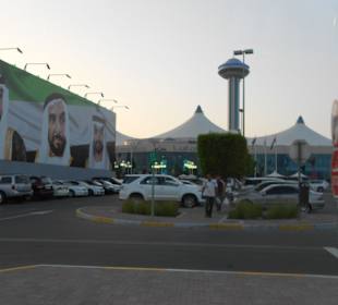 An der Marina Mall