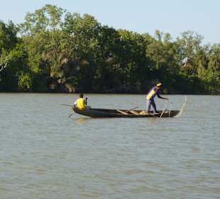 Fischer auf dem Gambia