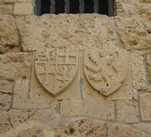 Wappen am Eingangsportal