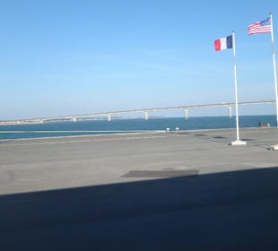 Blick auf die Brücke