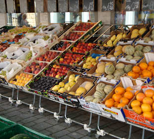 Früchte- und Gemüseladen in Altstadt