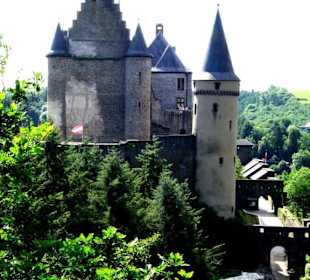 Außenansicht des Schlosses von Vianden