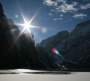 Verschneiter Pragser Wildsee