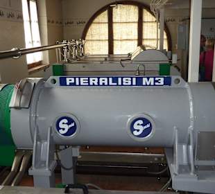 Weiterverarbeitung des frisch gepressten Olivenöls