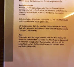 Beschreibung der Vitrinen 