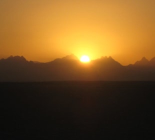 Sonnenuntergang in der Wüste