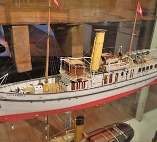 In der Abteilung für Hafenwirtschaft des IMM