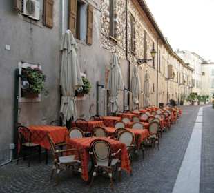 Seitengasse der Stadt Lazise