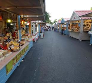 Rundgang über das Handwerkerdorf